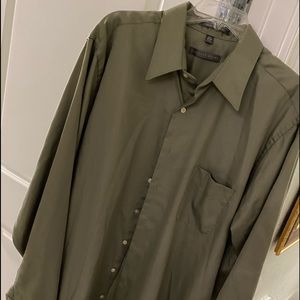 Tailored Men’s Dress Shirt